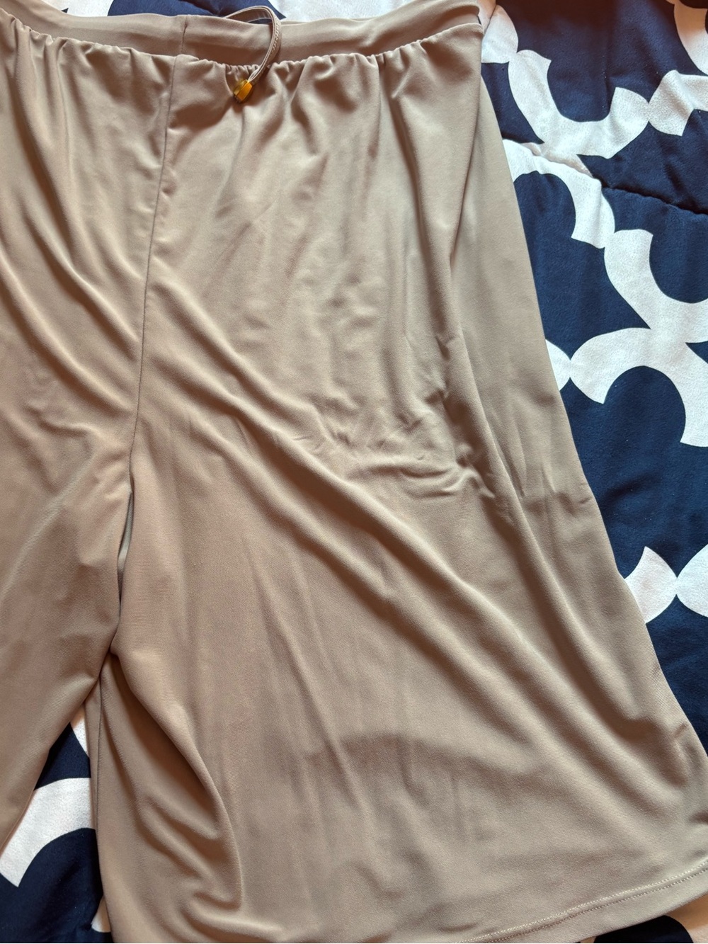 Nina Leonard Drawstring Shorts - Picture 6 of 7